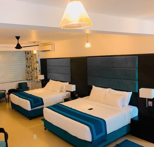 a picture of the double queen suite.