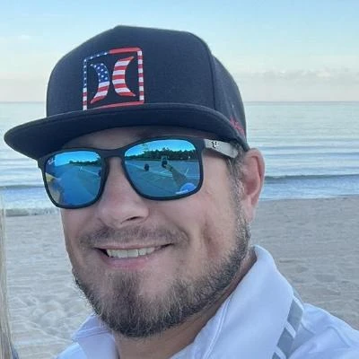 A profile picture of Chris Henrickson.